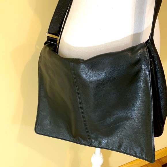 Brand new Black Leather Mori laptop bag - Picture 2 of 7